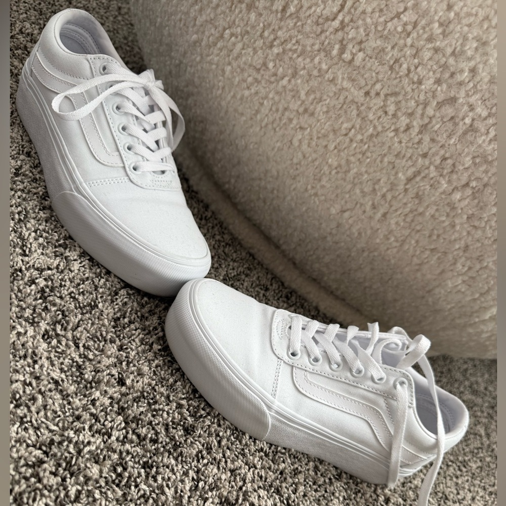 •VANS PLATFORM White•